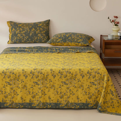 Vintage Plum Blossom Cotton Gauze Yarn-dyed Reversible Coverlet - image 1