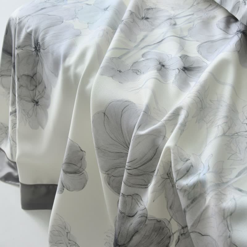 Pansy Print Cool Natural Fiber Bedspread - image 4