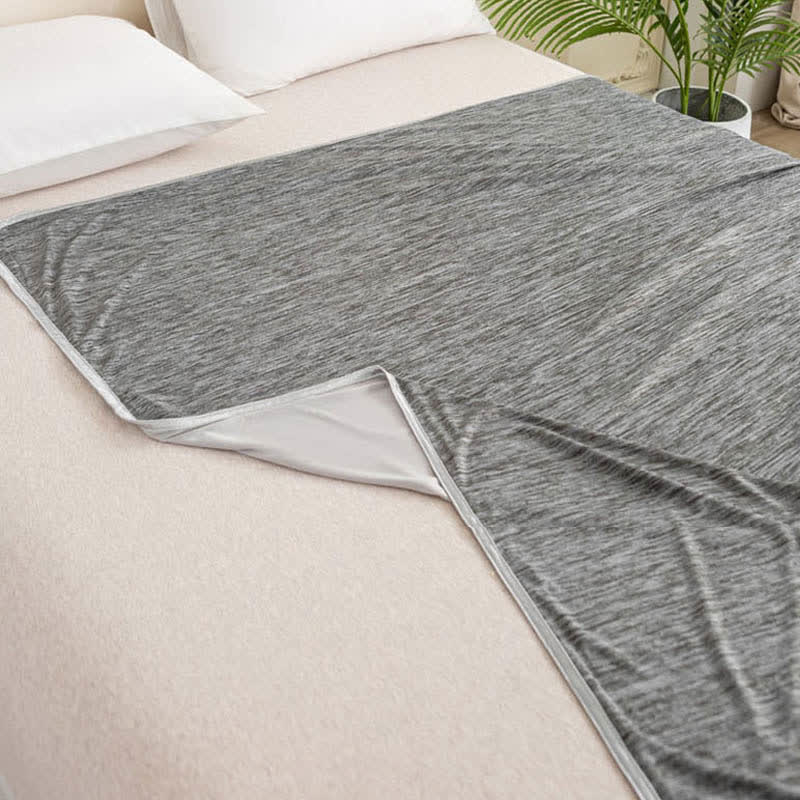 Solid Color Silky Cooling Quilt - image 1