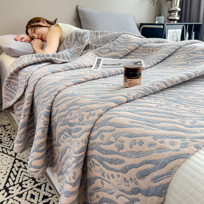 Zebra Floral Print Cotton Muslin Quilt - Coffee - King - image 6