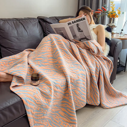 Zebra Floral Print Cotton Muslin Quilt - image 3