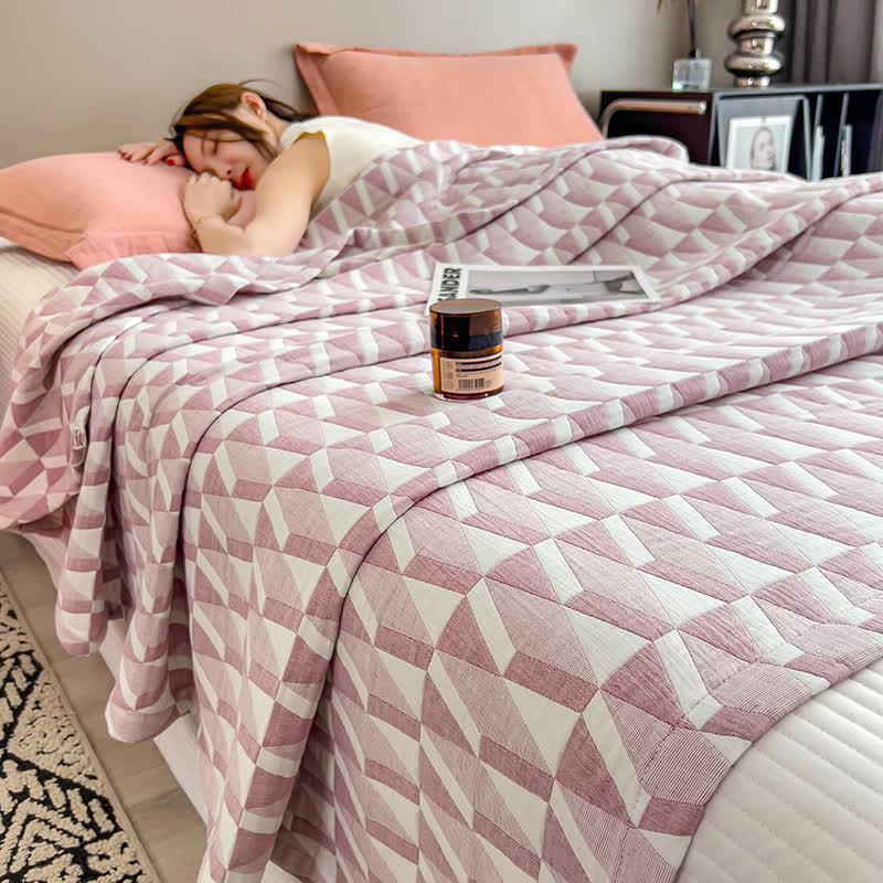 Geometric Triangle Print Cotton Muslin Quilt - Pink - King - image 8