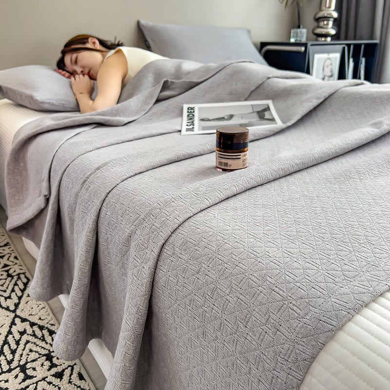 Geometric Grid Print Cotton Muslin Quilt - Grey - King - image 2