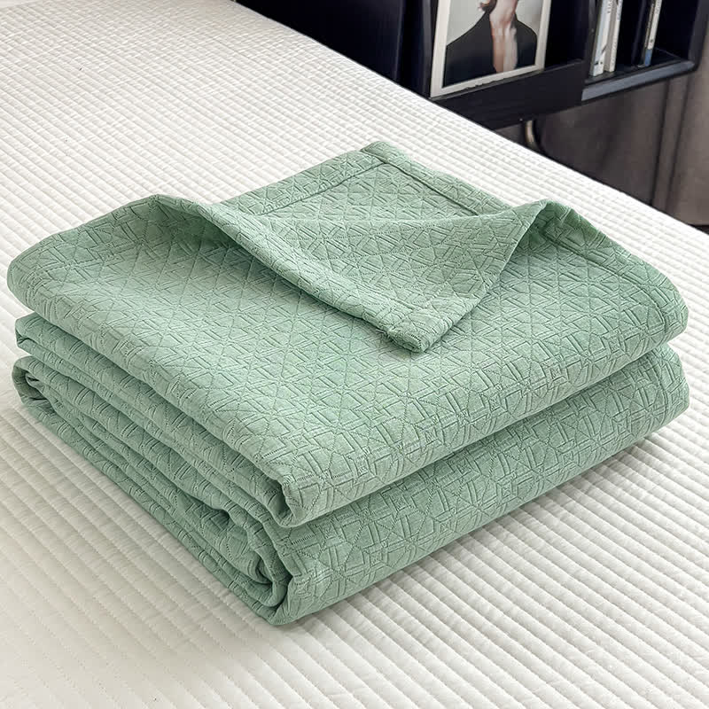 Geometric Grid Print Cotton Muslin Quilt - image 1