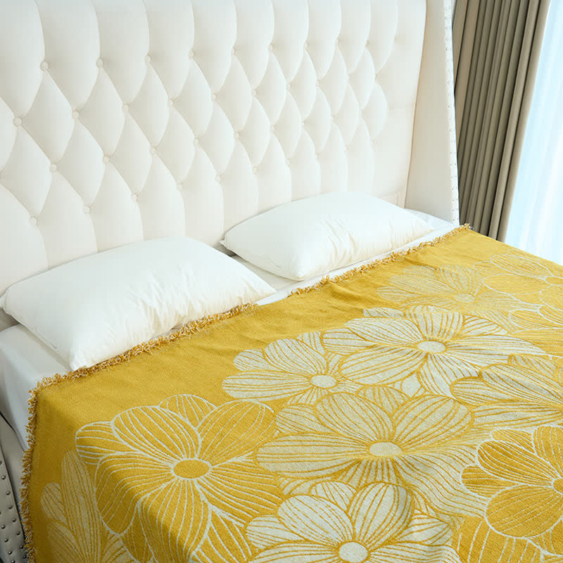 Daisy Jacquard Chenille Blanket with Tassels - image 4