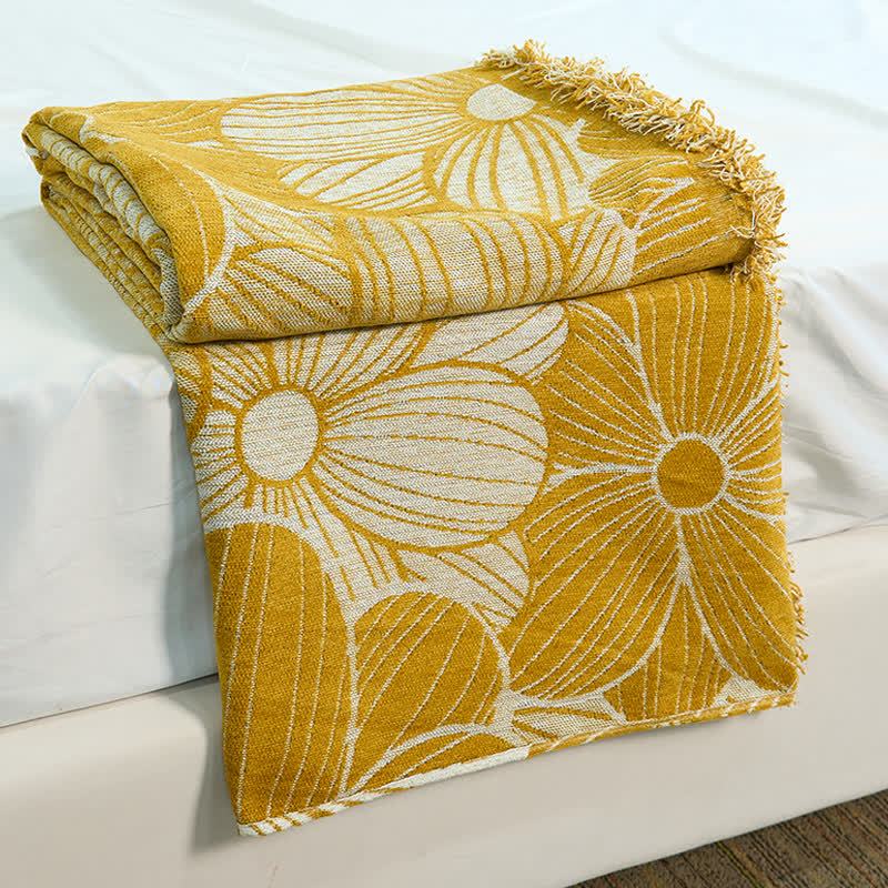 Daisy Jacquard Chenille Blanket with Tassels - 71" x 181" - image 7