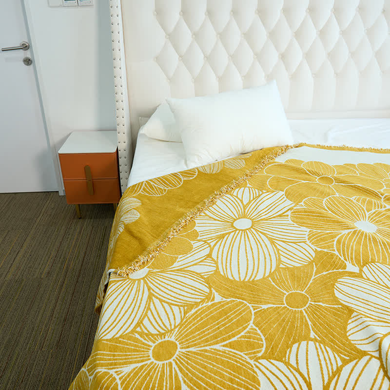 Daisy Jacquard Chenille Blanket with Tassels - image 6