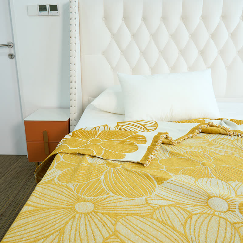 Daisy Jacquard Chenille Blanket with Tassels - image 5