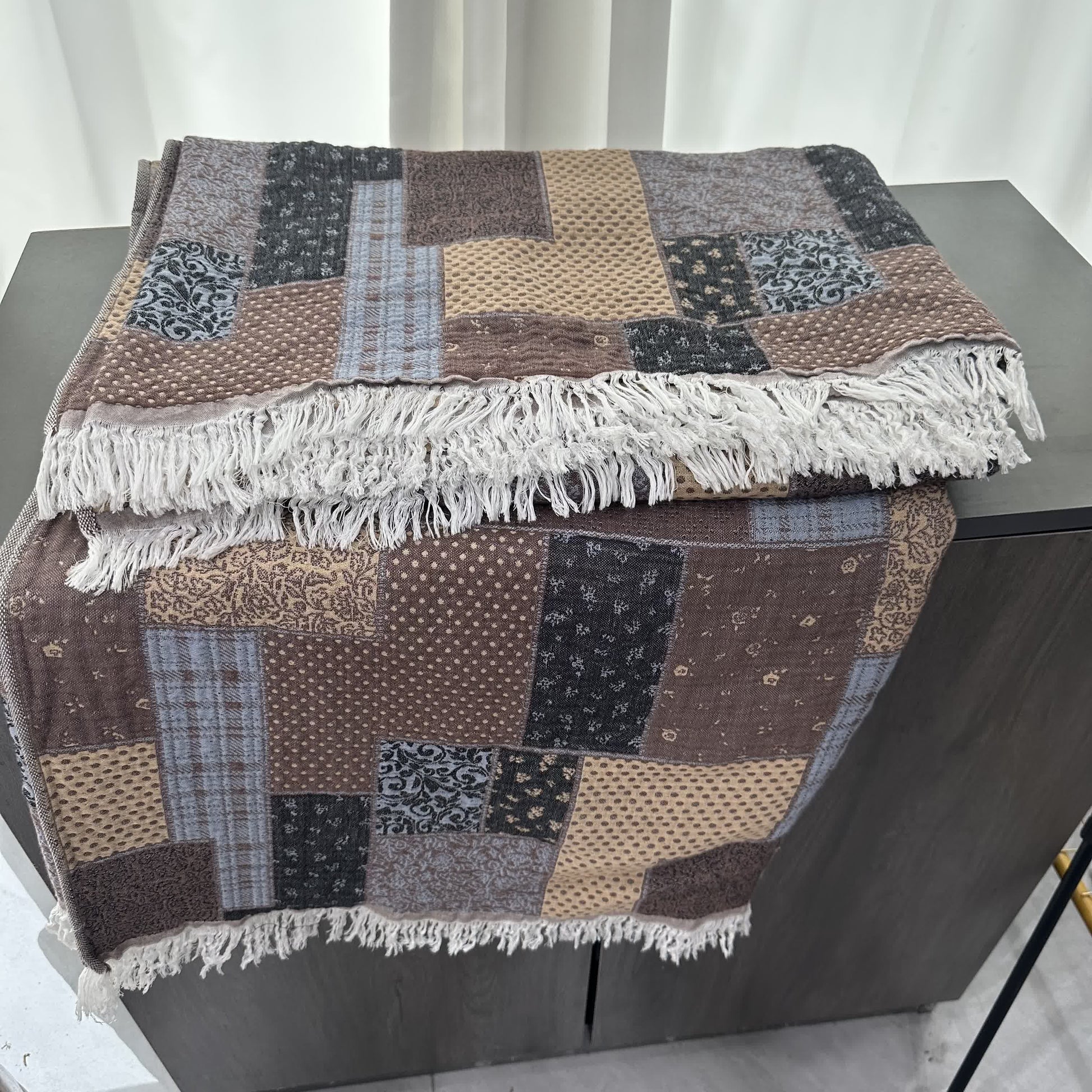 Plaid Patchwork Cotton Muslin Tassel Quilt - image 2