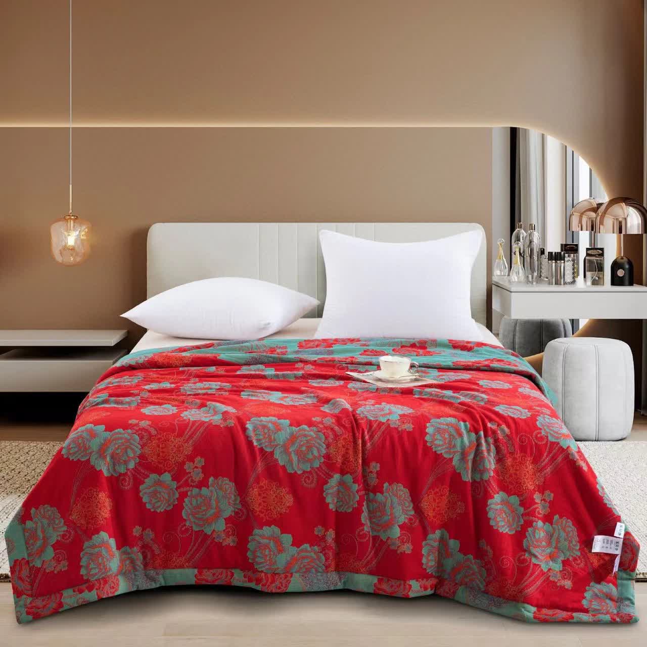 Red Peony Cotton Gauze Jacquard Quilt - image 1