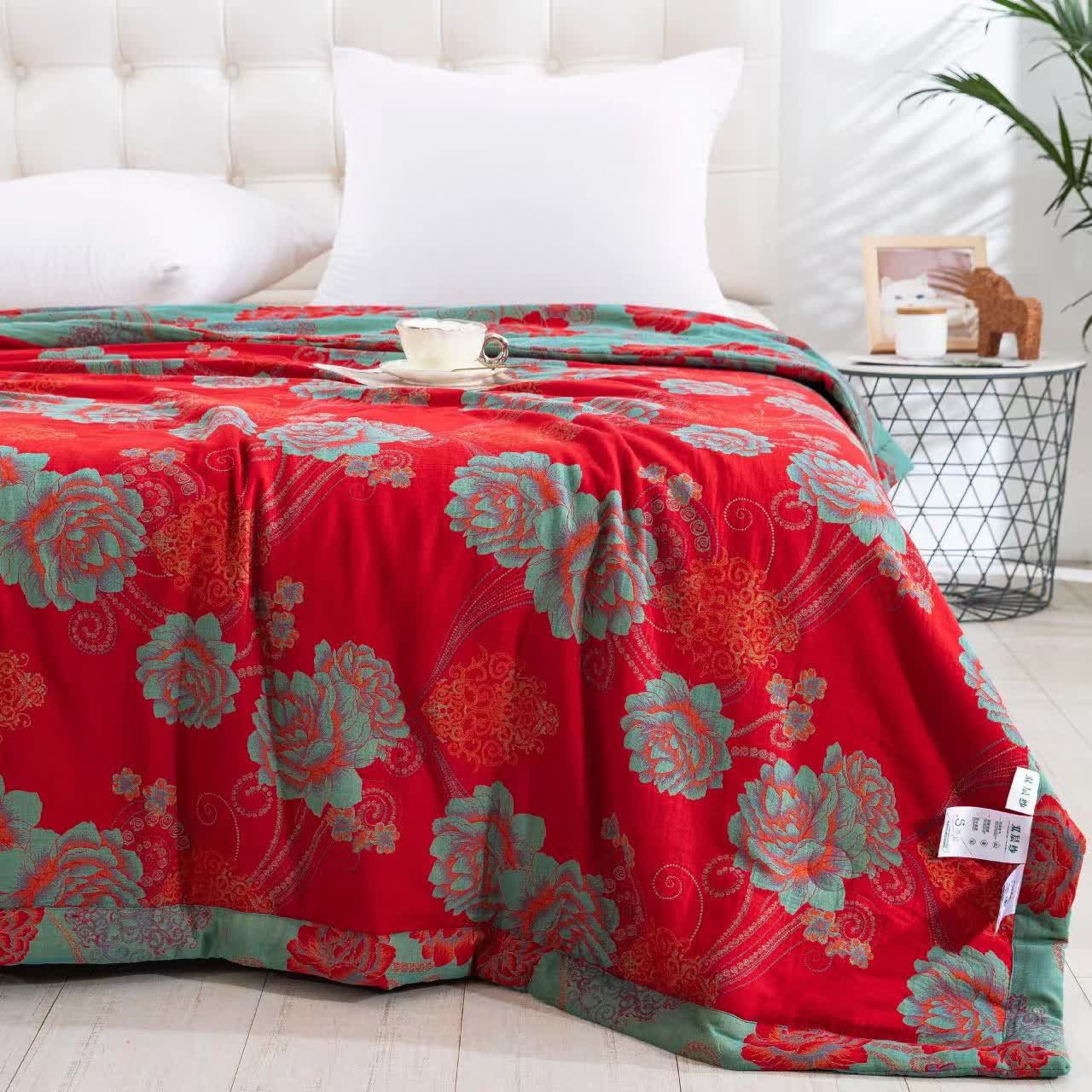 Red Peony Cotton Gauze Jacquard Quilt - image 2
