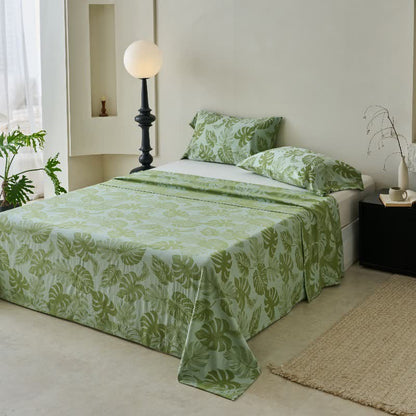 Green Monstera Cotton Gauze Jacquard Bedspread - image 1