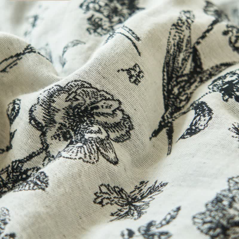 Black Floral Natural Cotton Gauze Quilt - image 9