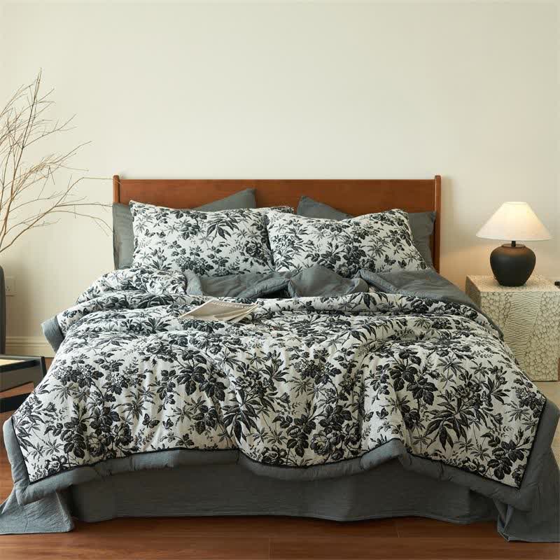 Black Camellia Natural Cotton Gauze Quilt - King - image 0