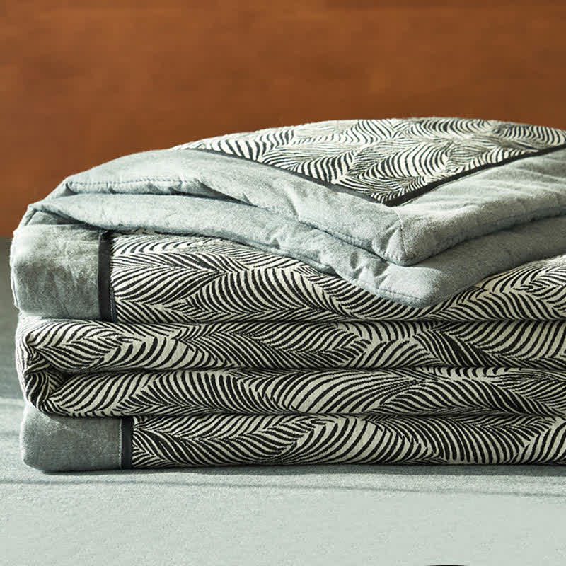 Leaf Stripe Natural Cotton Gauze Quilt - image 2