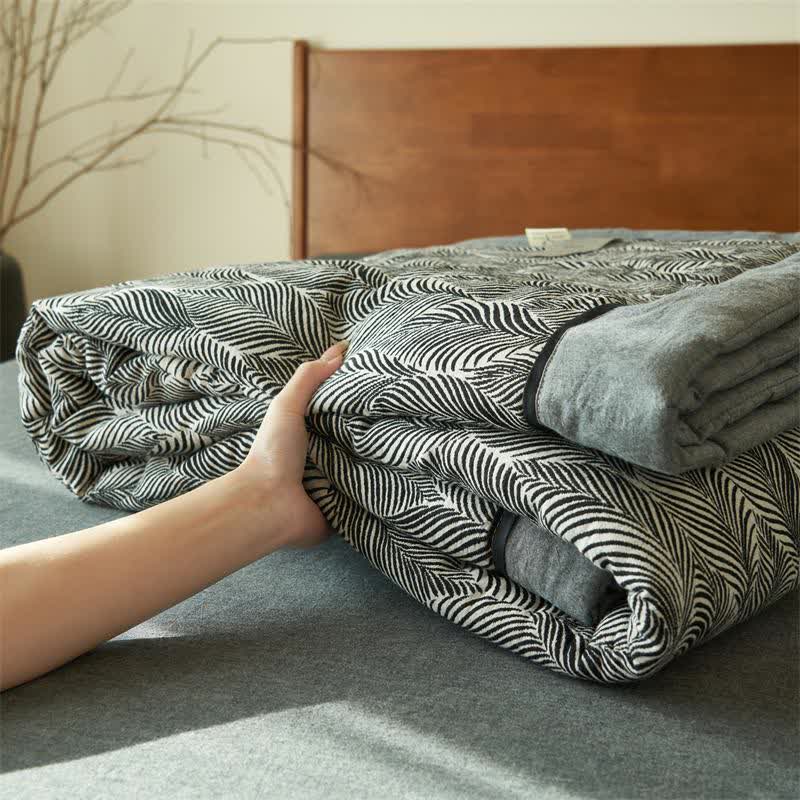Leaf Stripe Natural Cotton Gauze Quilt - image 4
