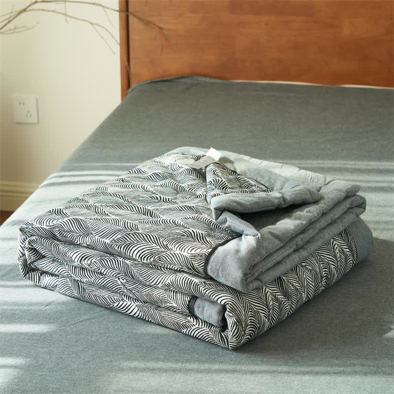 Leaf Stripe Natural Cotton Gauze Quilt - image 3