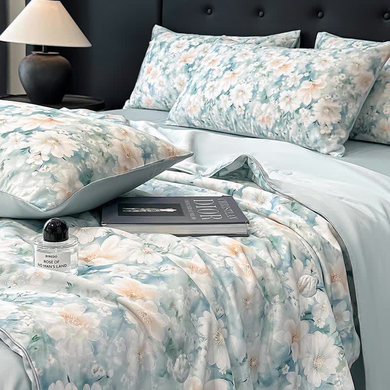 Silky Watercolor Flower Print Natural Quilt - image 3
