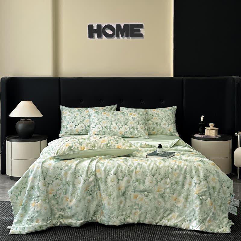 Silky Watercolor Flower Print Natural Quilt - Green - Bedding Sets - King - image 0