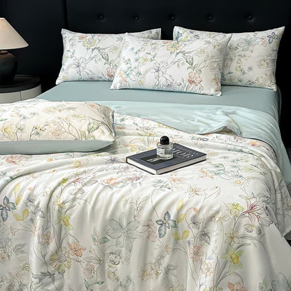 Pastel Floral Print Silky Natural Quilt - image 2