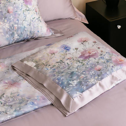 Poppy Floral Print Silky Natural Quilt - image 7