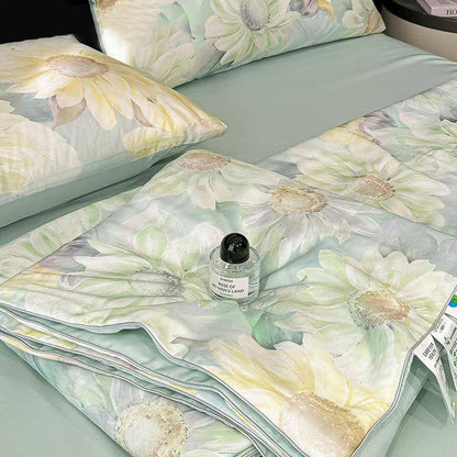 Daisy Print Silky Natural Quilt - image 4