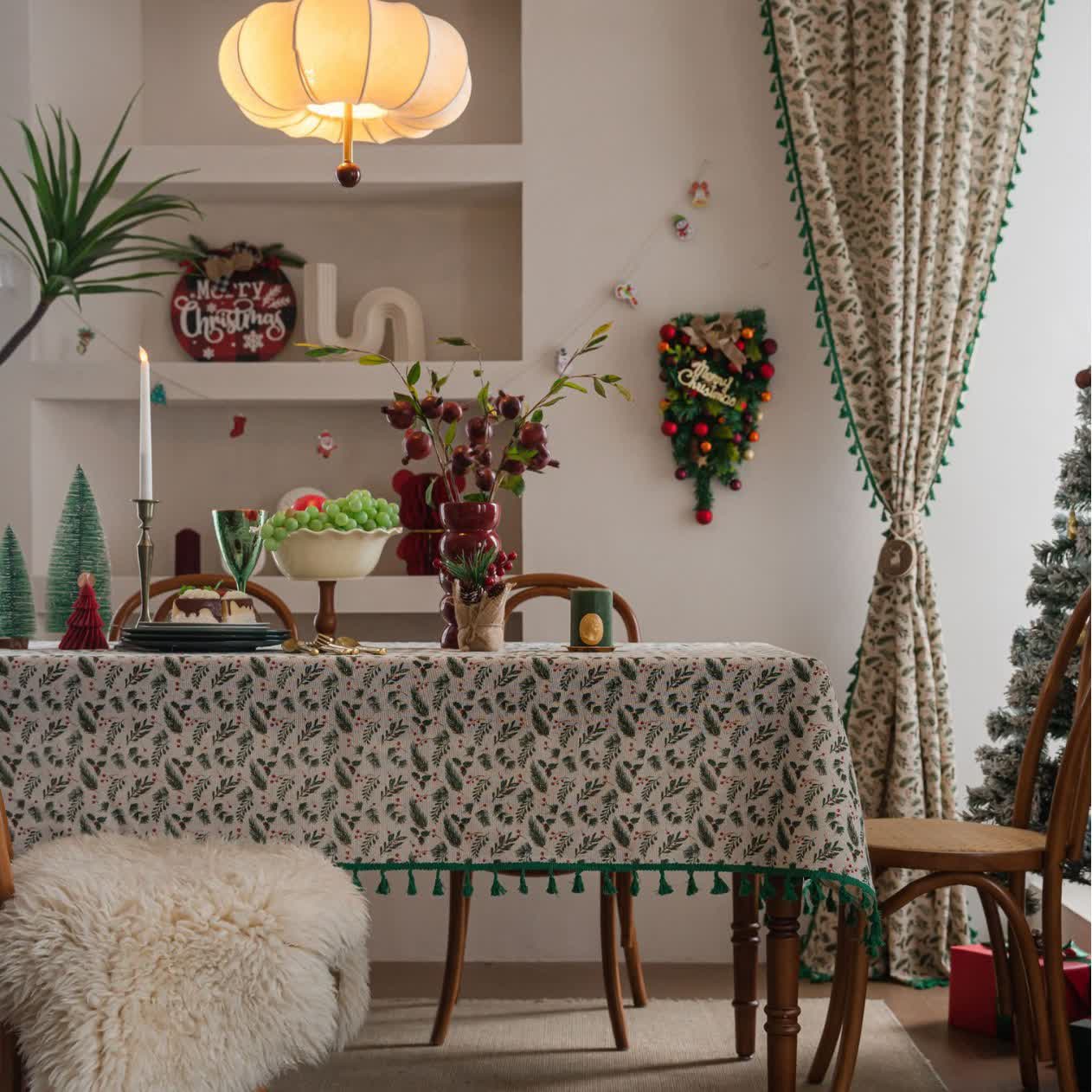Christmas Pine Needle Berry Print Tablecloth - image 1