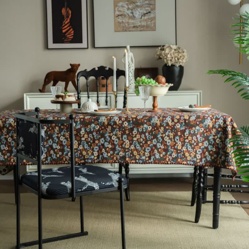 Retro Floral Blooming Jacquard Tablecloth - image 1