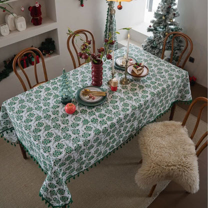 Christmas Floral Edelweiss Print Tablecloth - image 2