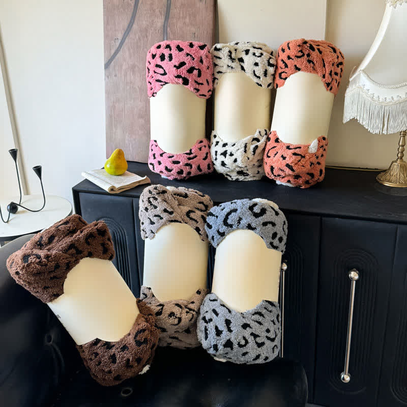 Leopard Jacquard Sherpa Throw Blanket - image 2