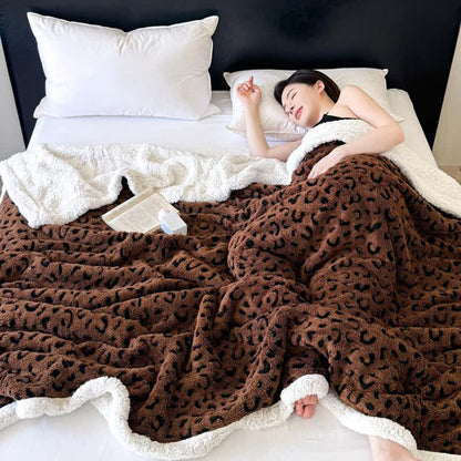 Leopard Jacquard Sherpa Throw Blanket - image 15