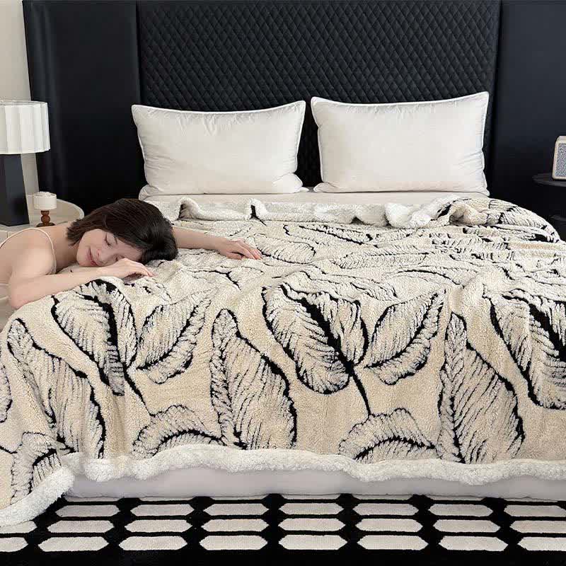 Large Leaf Jacquard Plush Blanket - image 3