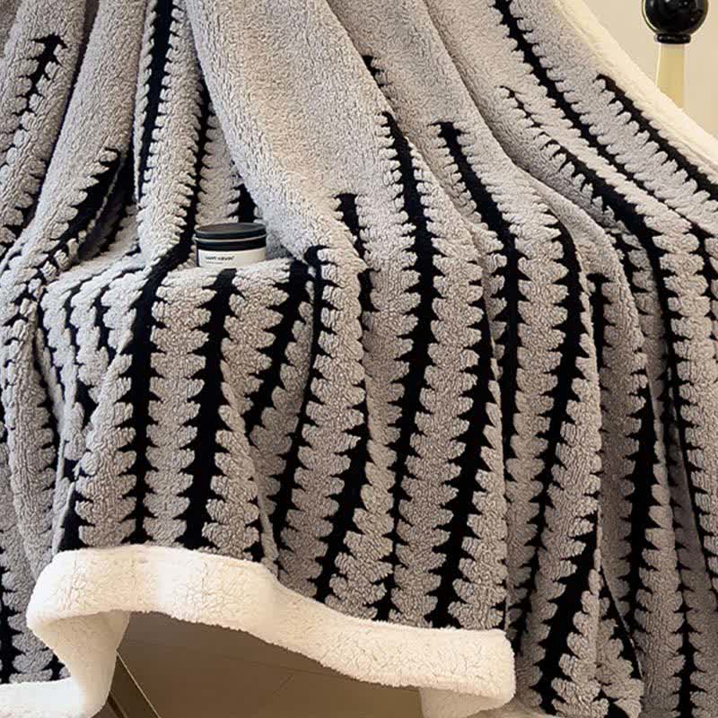 Geometric Print Jacquard Throw Blanket - image 10