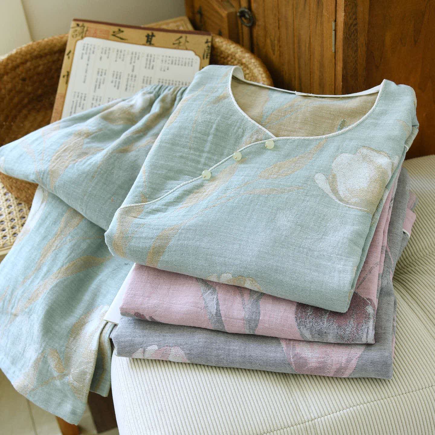 Tulip Cotton Gauze Jacquard Loungewear Set - image 1