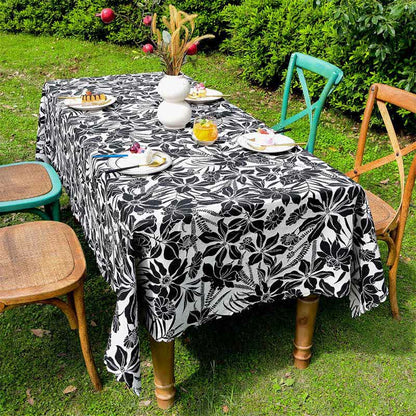 Vintage Black Floral Scalloped Edge Tablecloth - image 3