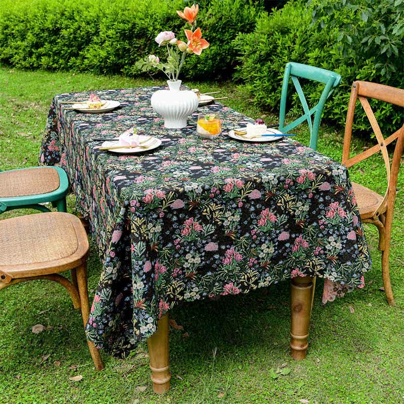 Retro Floral Branch Scalloped Edge Tablecloth - image 3