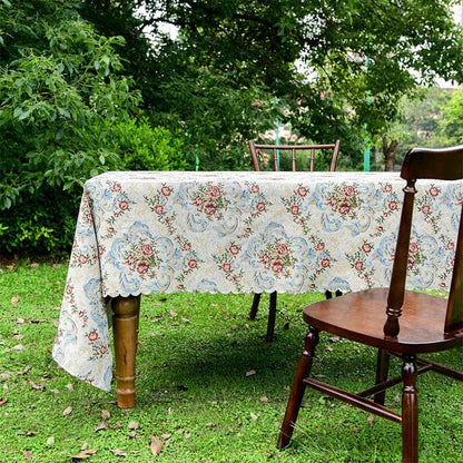 Elegant Floral Scalloped Edge Tablecloth - image 4