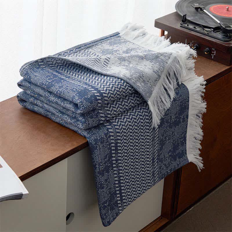 Modern Jacquard Reversible Cotton Tassel Quilt - Dark Blue - Queen - image 6