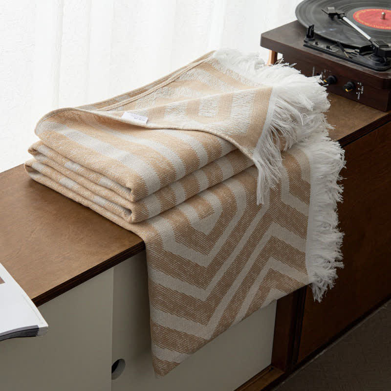 Plaid Jacquard Reversible Cotton Tassel Quilt - Camel - Queen - image 9