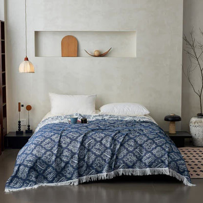 Retro Pattern Reversible Cotton Tassel Quilt - image 0