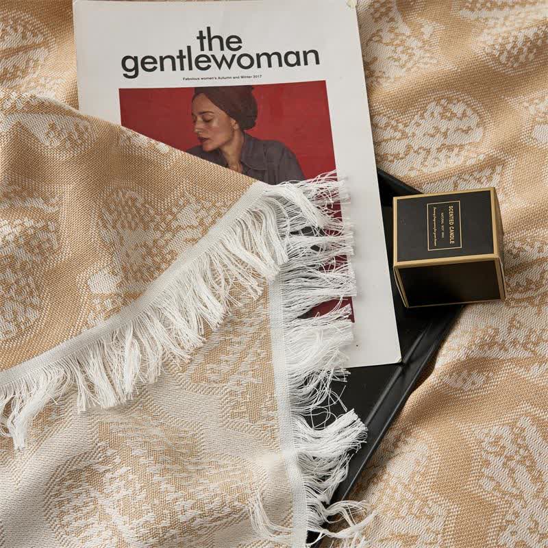 Retro Pattern Reversible Cotton Tassel Quilt - image 9