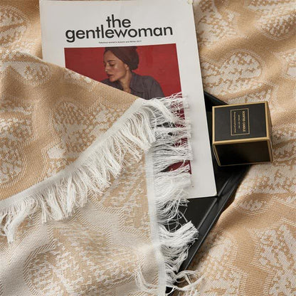 Retro Pattern Reversible Cotton Tassel Quilt - image 9