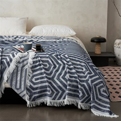 Plaid Jacquard Reversible Cotton Tassel Quilt - image 6