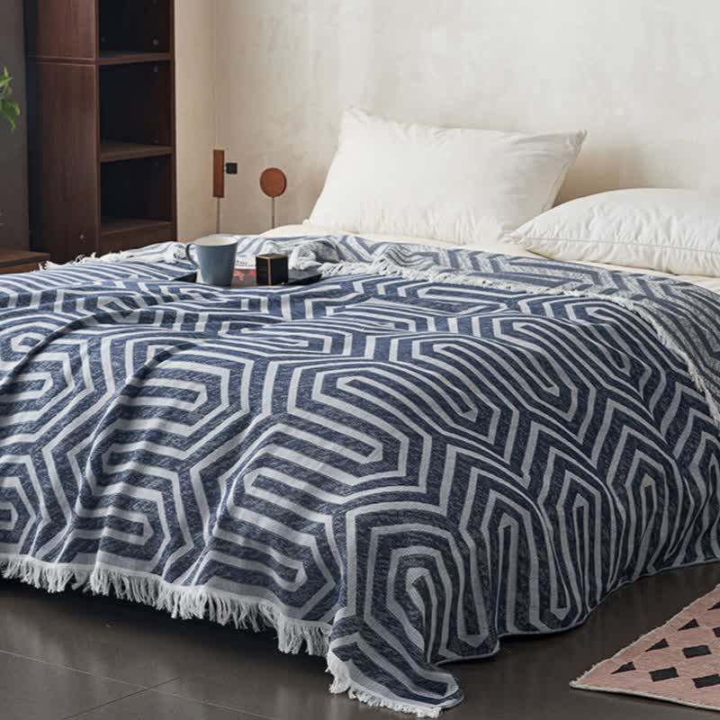 Plaid Jacquard Reversible Cotton Tassel Quilt - image 5