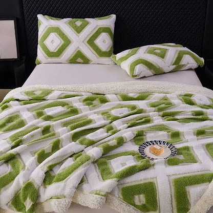 Geometric Pattern Jacquard Sherpa Blanket - image 4