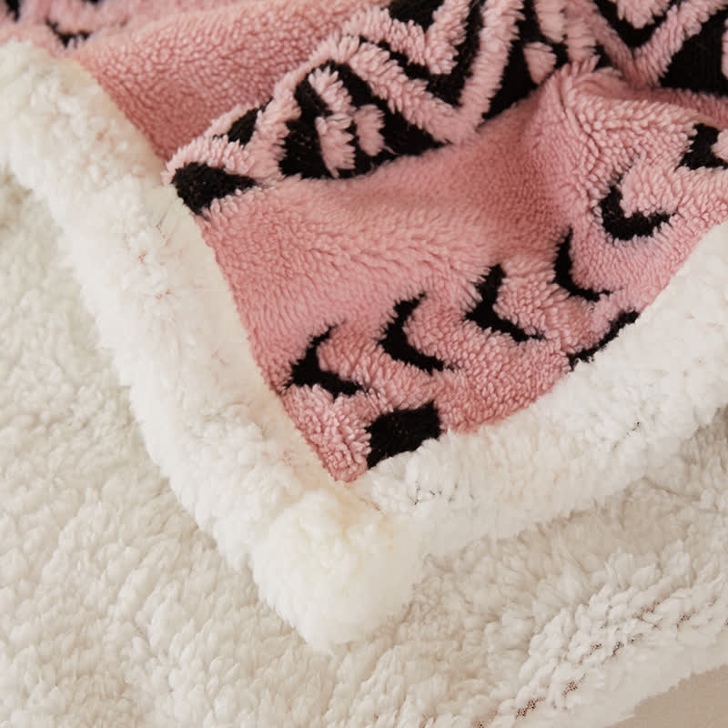 Striped Diamond Jacquard Warm Blanket - image 8