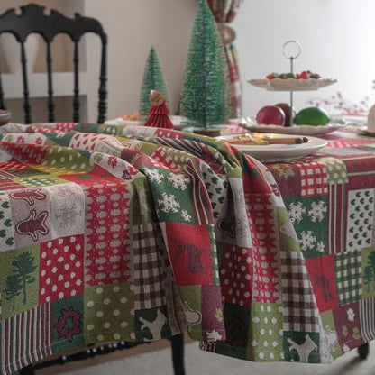 Patchwork Christmas-inspired Print Tablecloth - image 4