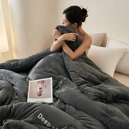 Letter Printed Fluffy Plush Warm Blanket - image 3