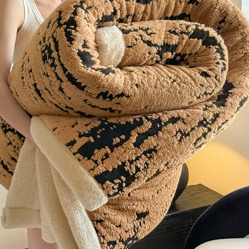 Artistic Gradient Sherpa Throw Blanket - image 6