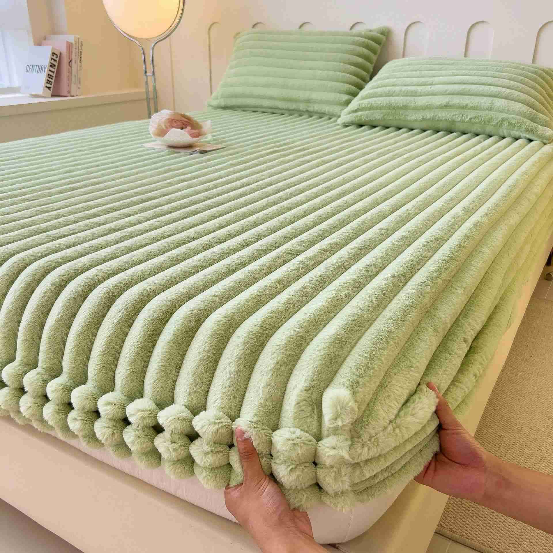 Simple Plush Fleece Warm Fitted Sheet - Green - Sheet with 2PCS Pillowcases - King - image 11